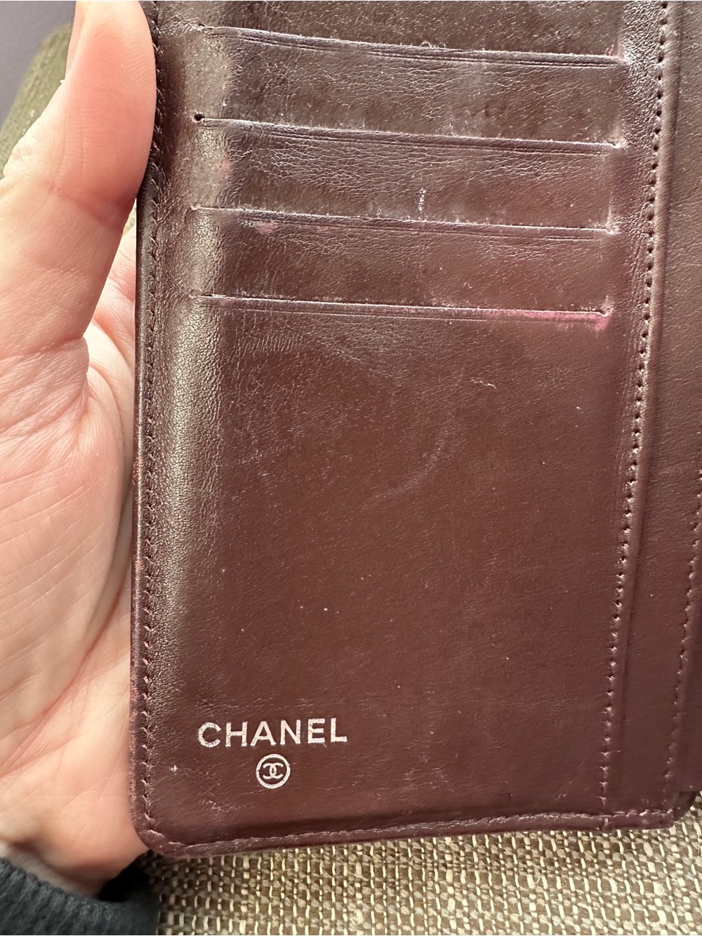 CHANEL Quilted Caviar Wallet with CC Logo - Black - Picture 7 of 9